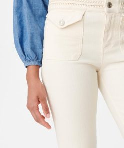 Theconfidenceoutfit.shop275598893e 4