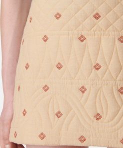 Theconfidenceoutfit.shop5ca8234404 2