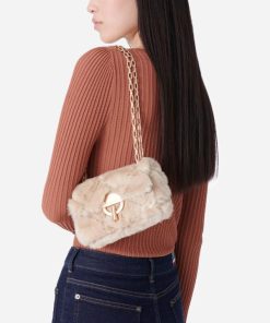 Theconfidenceoutfit.shop641bfe2c5c 5