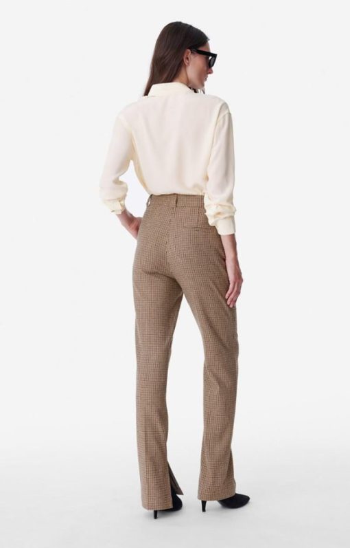 Theconfidenceoutfit.shop6abcdcaffd 6