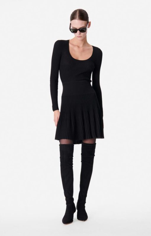 Theconfidenceoutfit.shopcaac7e7a9c 1